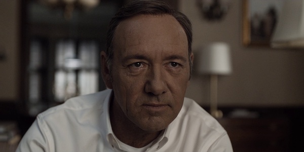 襯衫里面需要墊一件T恤嗎？