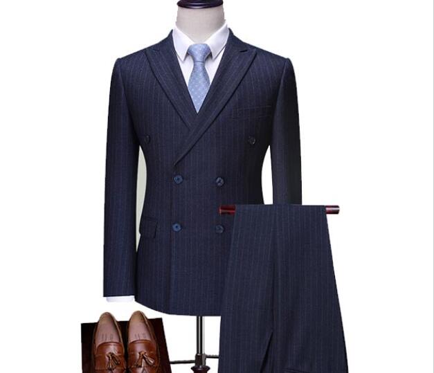 正裝西服一般幾個扣子