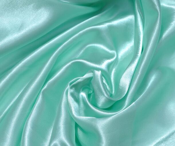 真絲面料保養注意事項: