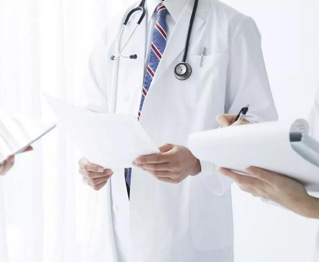 醫(yī)院的工作服拿回家洗行不行?