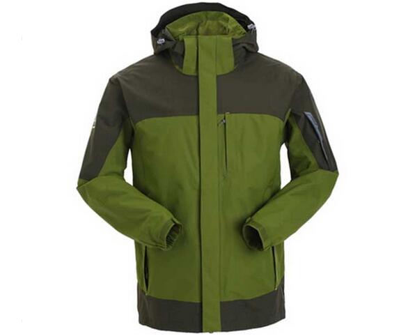 登山外套是沖鋒衣嗎?